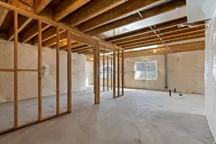 20 E 200 S, Santaquin, UT 84655 - Photo 36