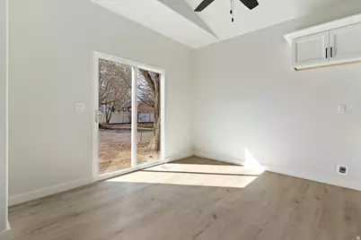 20 E 200 S, Santaquin, UT 84655 - Photo 12