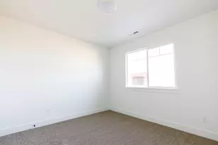 2949 N Red Velvet Ln, Saratoga Springs, UT 84045 - Photo 16