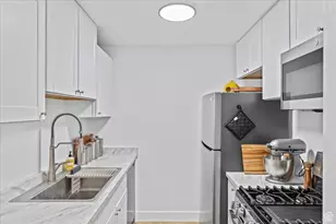 415 E Creekside Cir S, Murray, UT 84107 - Photo 14