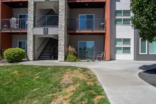 875 S Depot St, Clearfield, UT 84015 - Photo 2