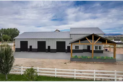 297 E 1500 N, Vernal, UT 84078 - Photo 1