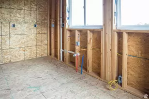 297 E 1500 N, Vernal, UT 84078 - Photo 32