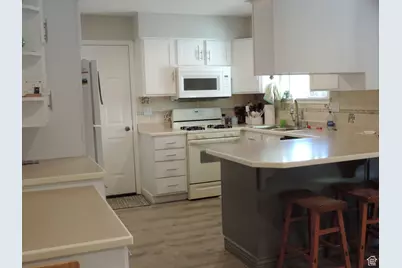 235 E 1100 N, Logan, UT 84341 - Photo 10