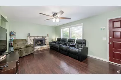 777 W 300 N, Clearfield, UT 84015 - Photo 4