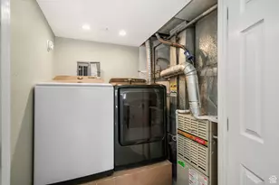 1085 E Grove Creek Dr N, Pleasant Grove, UT 84062 - Photo 28