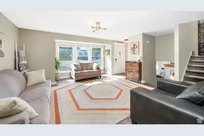 1085 E Grove Creek Dr N, Pleasant Grove, UT 84062 - Photo 16