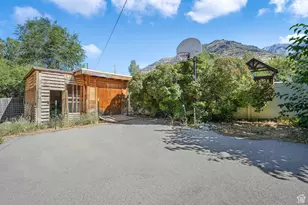 1085 E Grove Creek Dr N, Pleasant Grove, UT 84062 - Photo 30