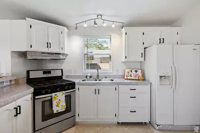 235 E Biltmore Ave #460, Murray, UT 84107 - Photo 16