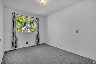 5476 S 3350 W, Taylorsville, UT 84129 - Photo 22