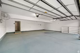 3388 E Stonehill Ln S, Cottonwood Heights, UT 84121 - Photo 10