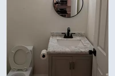 1575 E 6430 S, Salt Lake City, UT 84121 - Photo 10