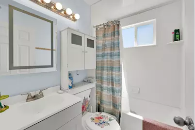 853 N 235 E, Orem, UT 84057 - Photo 8
