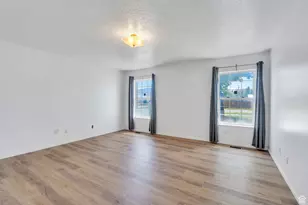 246 W Golden Harvest Rd, Draper, UT 84020 - Photo 16