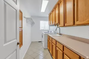 246 W Golden Harvest Rd, Draper, UT 84020 - Photo 18