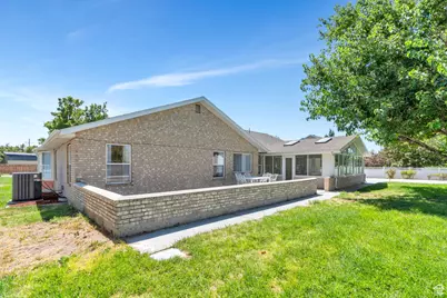 246 W Golden Harvest Rd, Draper, UT 84020 - Photo 30