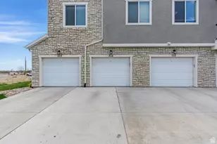 3647 W 1530 N, Lehi, UT 84043 - Photo 2
