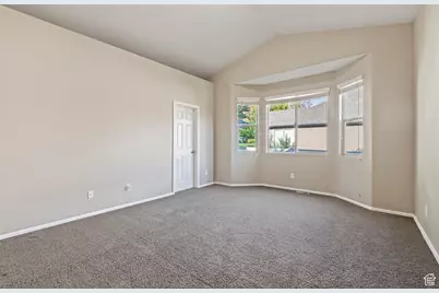 7875 N Brookwood Dr, Eagle Mountain, UT 84005 - Photo 14