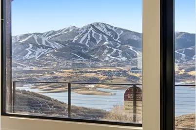 10640 N Reflection Rdg #R6, Hideout, UT 84036 - Photo 4