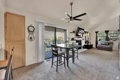 954 W Schneitter Cir #4, Midway, UT 84049 - Photo 2