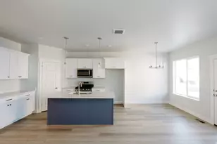 2936 Red Velvet Ln N, Saratoga Springs, UT 84045 - Photo 2