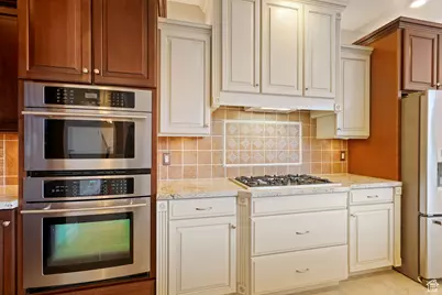 2368 E 8300 S, South Weber, UT 84405 - Photo 14