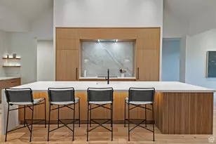 2138 E Pheasant Ln, Holladay, UT 84121 - Photo 6