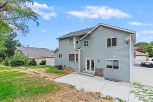 3302 N 2175 E, Layton, UT 84040 - Photo 34