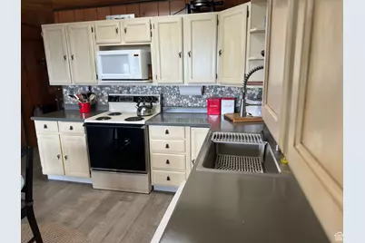 49 N Pine Creek Rd E, Mount Pleasant, UT 84647 - Photo 18