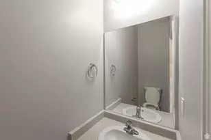 1846 W 2280 S, Woods Cross, UT 84087 - Photo 8