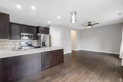 1846 W 2280 S, Woods Cross, UT 84087 - Photo 4