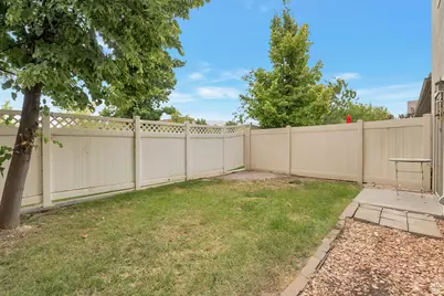 1846 W 2280 S, Woods Cross, UT 84087 - Photo 16