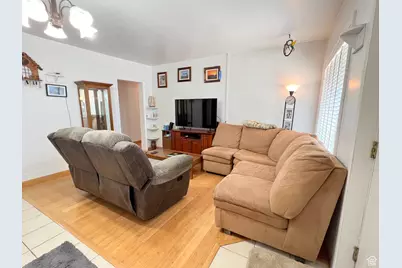 341 E 500 N, Roosevelt, UT 84066 - Photo 6