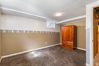 4360 S 275 W, Washington Terrace, UT 84405 - Photo 12