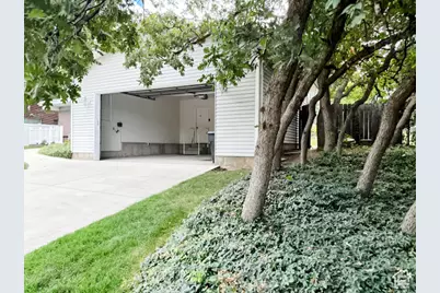4275 S Monarch Way, Holladay, UT 84124 - Photo 18