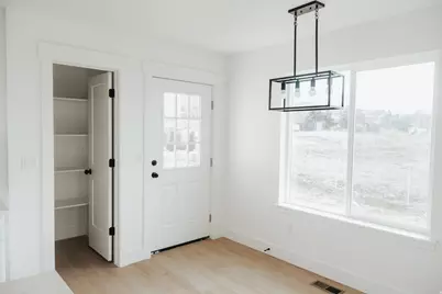 286 E 1500 N, Nephi, UT 84648 - Photo 8