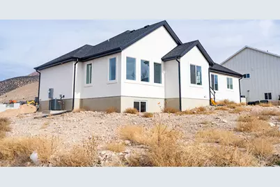 286 E 1500 N, Nephi, UT 84648 - Photo 4