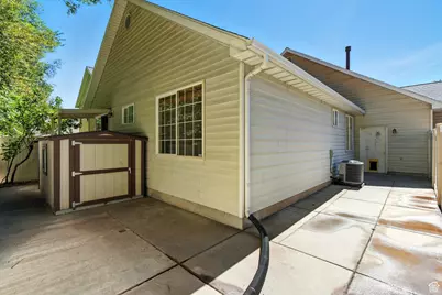 932 N 1760 W, Provo, UT 84604 - Photo 28