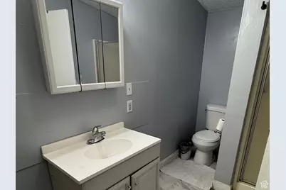 246 N Galahad St E, North Salt Lake, UT 84054 - Photo 12