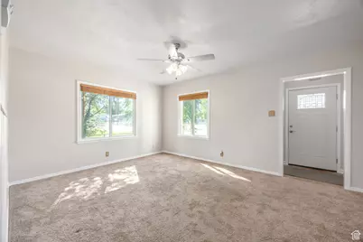 118 W 8600 S, Midvale, UT 84047 - Photo 2