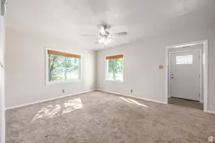118 W 8600 S, Midvale, UT 84047 - Photo 2