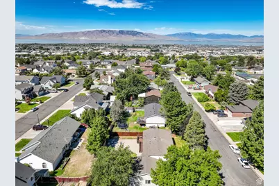 849 W 225 S, Orem, UT 84058 - Photo 36