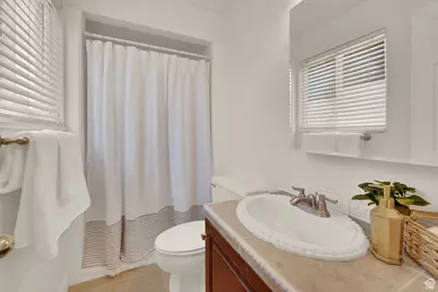 849 W 225 S, Orem, UT 84058 - Photo 10