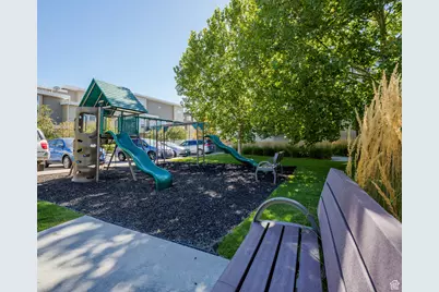 1039 W Rooftop Dr, Midvale, UT 84047 - Photo 26