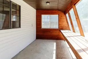 330 E 100 N, Hyde Park, UT 84318 - Photo 32