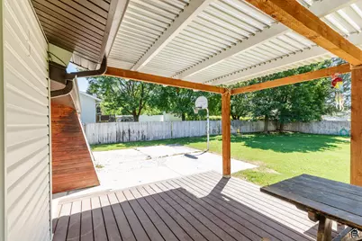 330 E 100 N, Hyde Park, UT 84318 - Photo 28