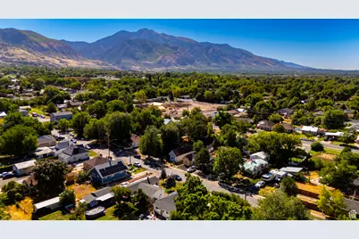 537 Cook St, Ogden, UT 84404 - Photo 2