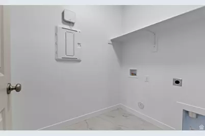 1903 S 2425 W, West Haven, UT 84401 - Photo 20