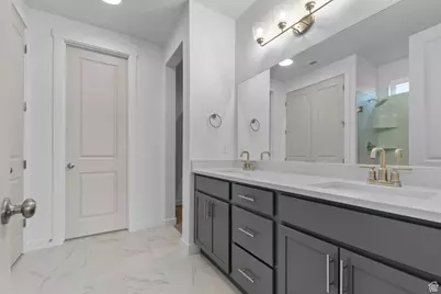 1903 S 2425 W, West Haven, UT 84401 - Photo 22