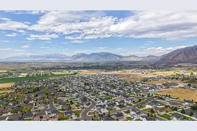 37 E Meadow Lark Ln, Elk Ridge, UT 84651 - Photo 24